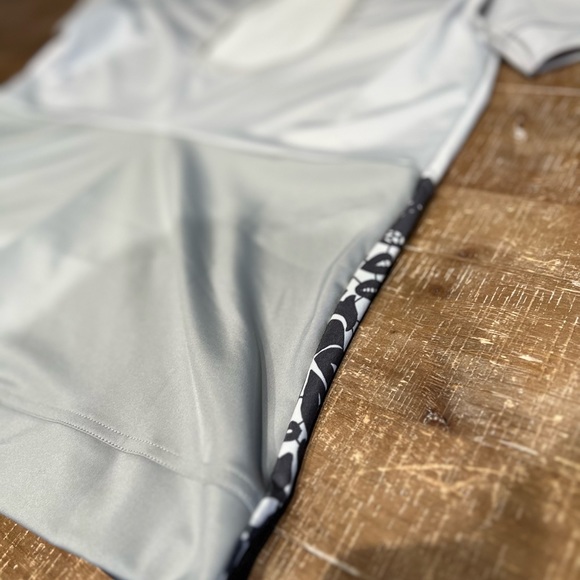 Stella McCartney- Adidas Barricade Australian Tee Activewear Cut Out on Back - Picture 10 of 11